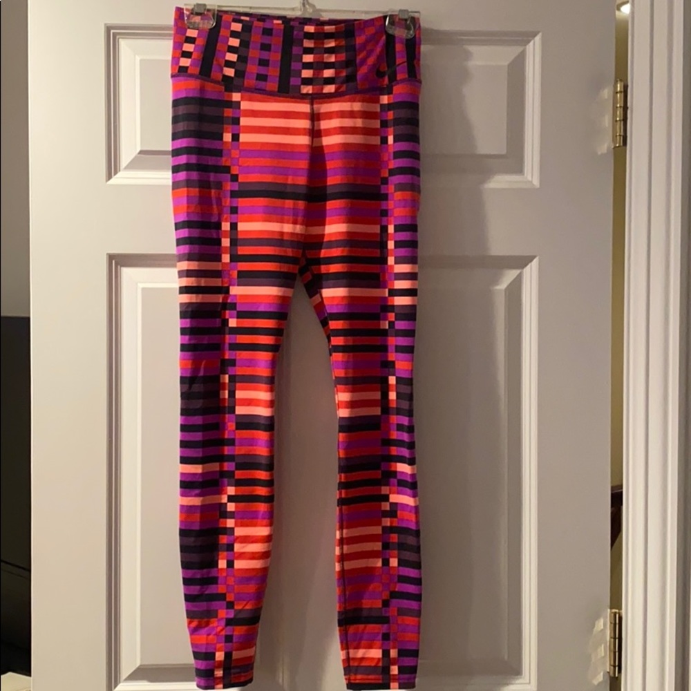 Nike leggings